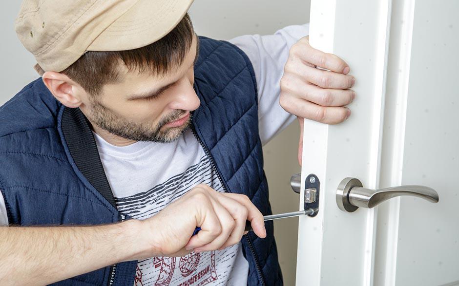 comment changer un cylindre de porte Bouc-Bel-Air